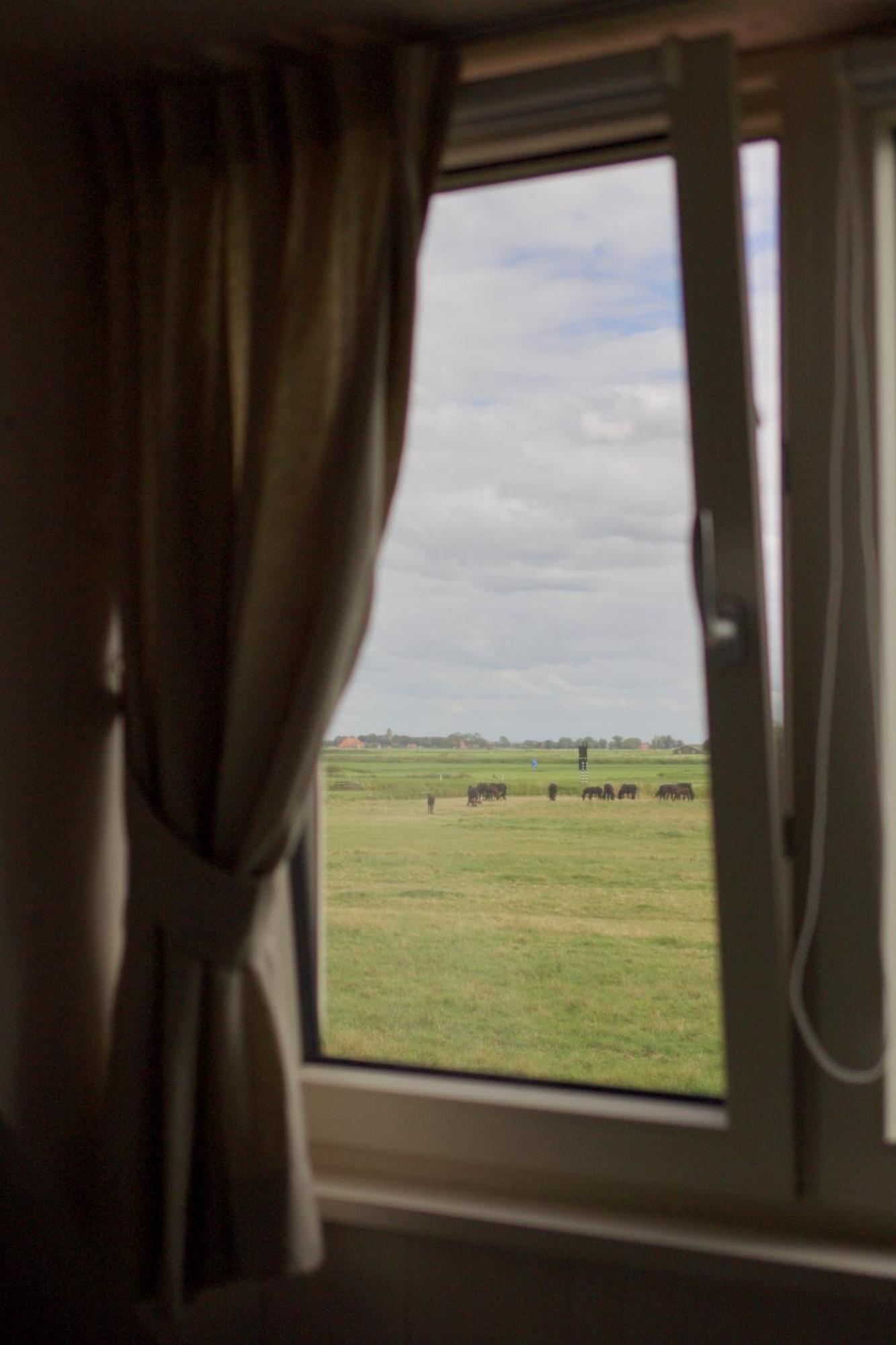 Vakantiehuis In Friesland Voor De Hele Familie Huns Exterior photo